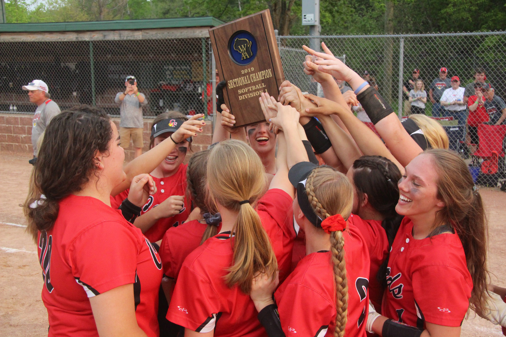 Chi-Hi vs Stevens Point softball at D.C. Everest 5-30-19